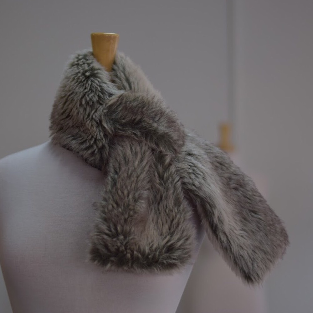 Faux fur scarf